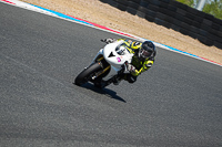 enduro-digital-images;event-digital-images;eventdigitalimages;mallory-park;mallory-park-photographs;mallory-park-trackday;mallory-park-trackday-photographs;no-limits-trackdays;peter-wileman-photography;racing-digital-images;trackday-digital-images;trackday-photos